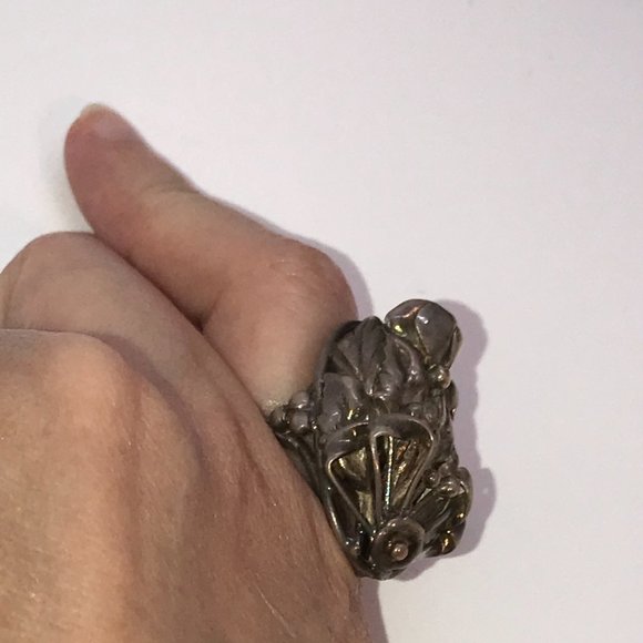 Vintage Sterling Silver Flower Ring, Size 7 1/2 - Picture 12 of 14